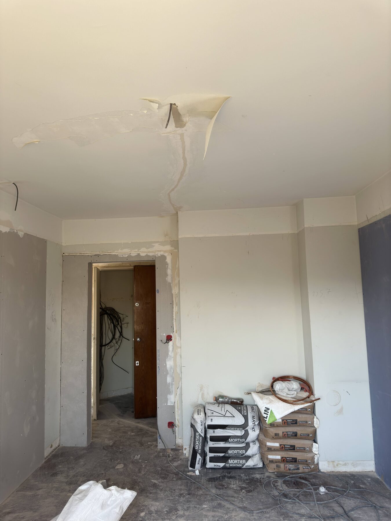 Appartement en préparation pendant les travaux à Boulogne-Billancourt